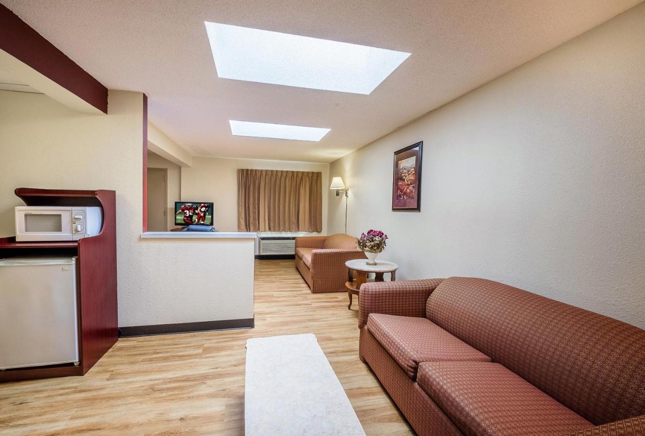 Red Roof Inn Hartford - Vernon Esterno foto