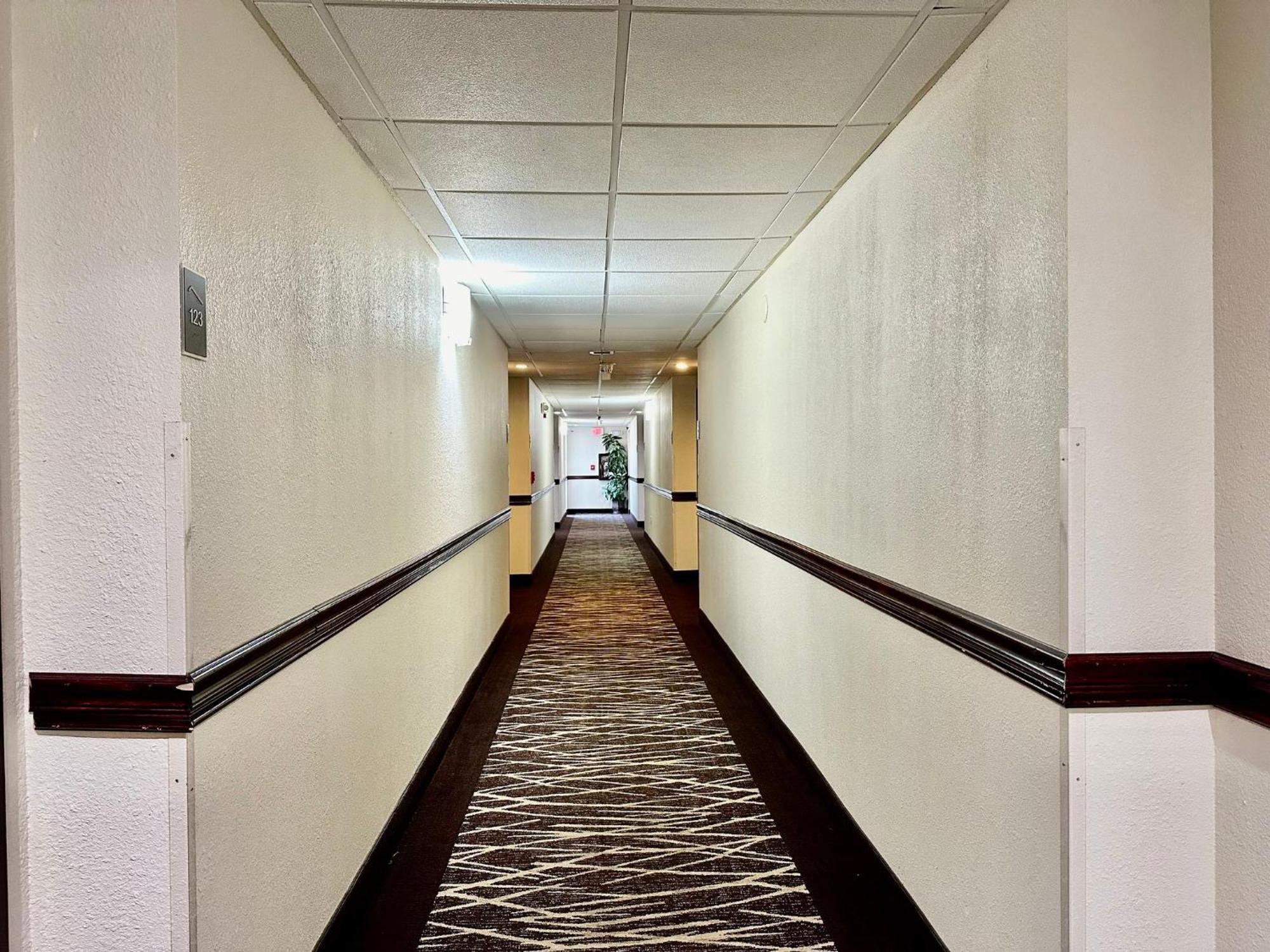 Red Roof Inn Hartford - Vernon Esterno foto