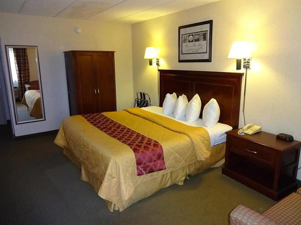 Red Roof Inn Hartford - Vernon Esterno foto