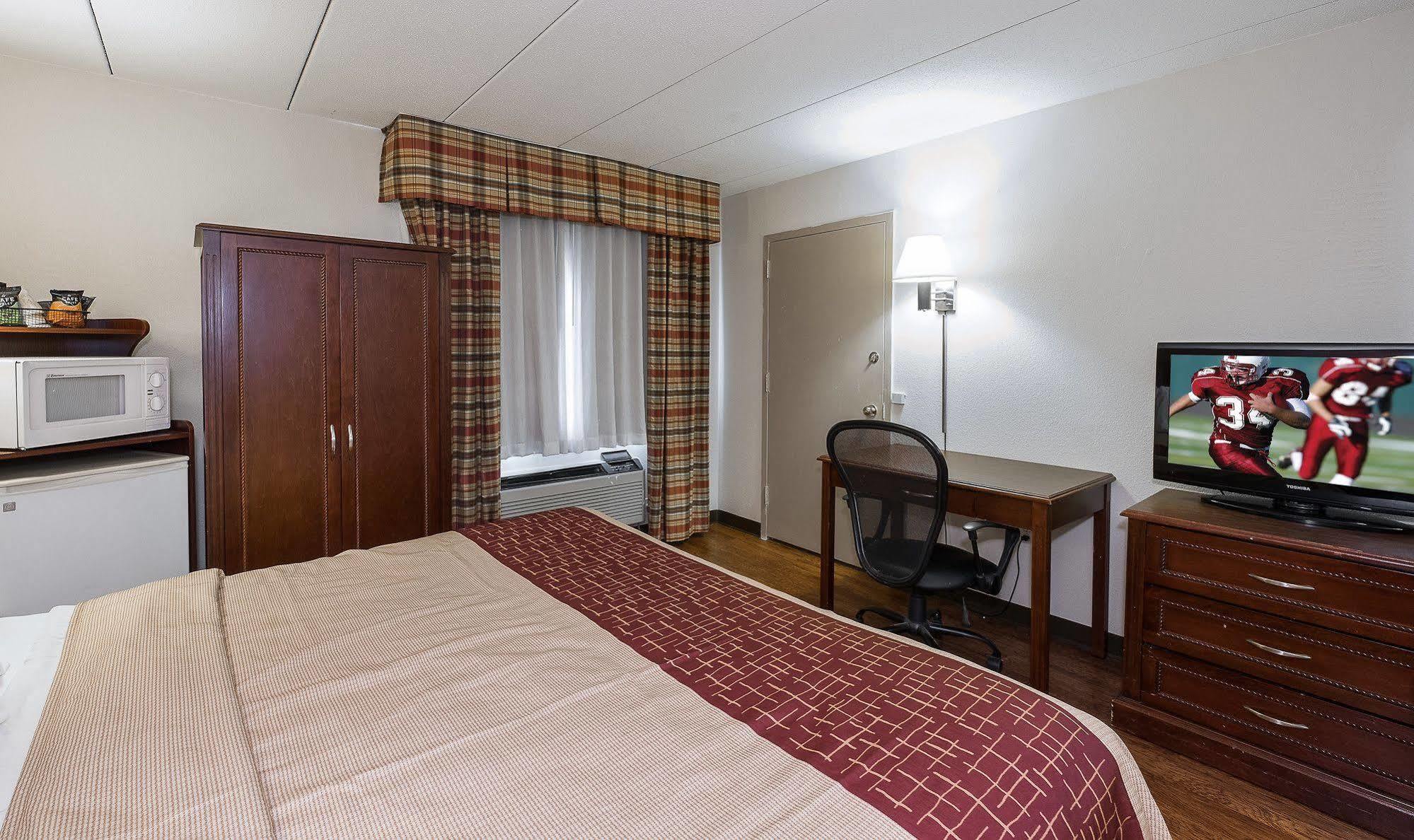 Red Roof Inn Hartford - Vernon Esterno foto